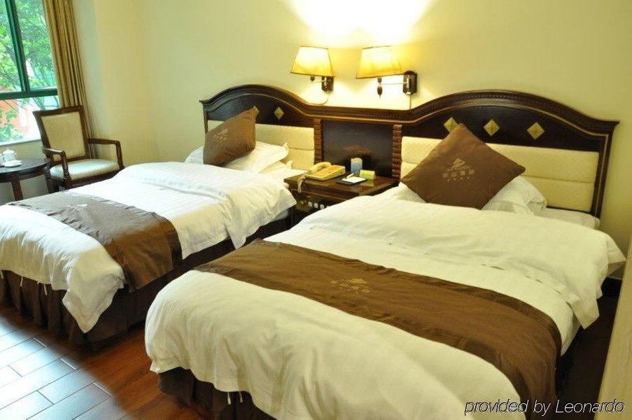 Grand Villa Hotel Гуанджоу Екстериор снимка