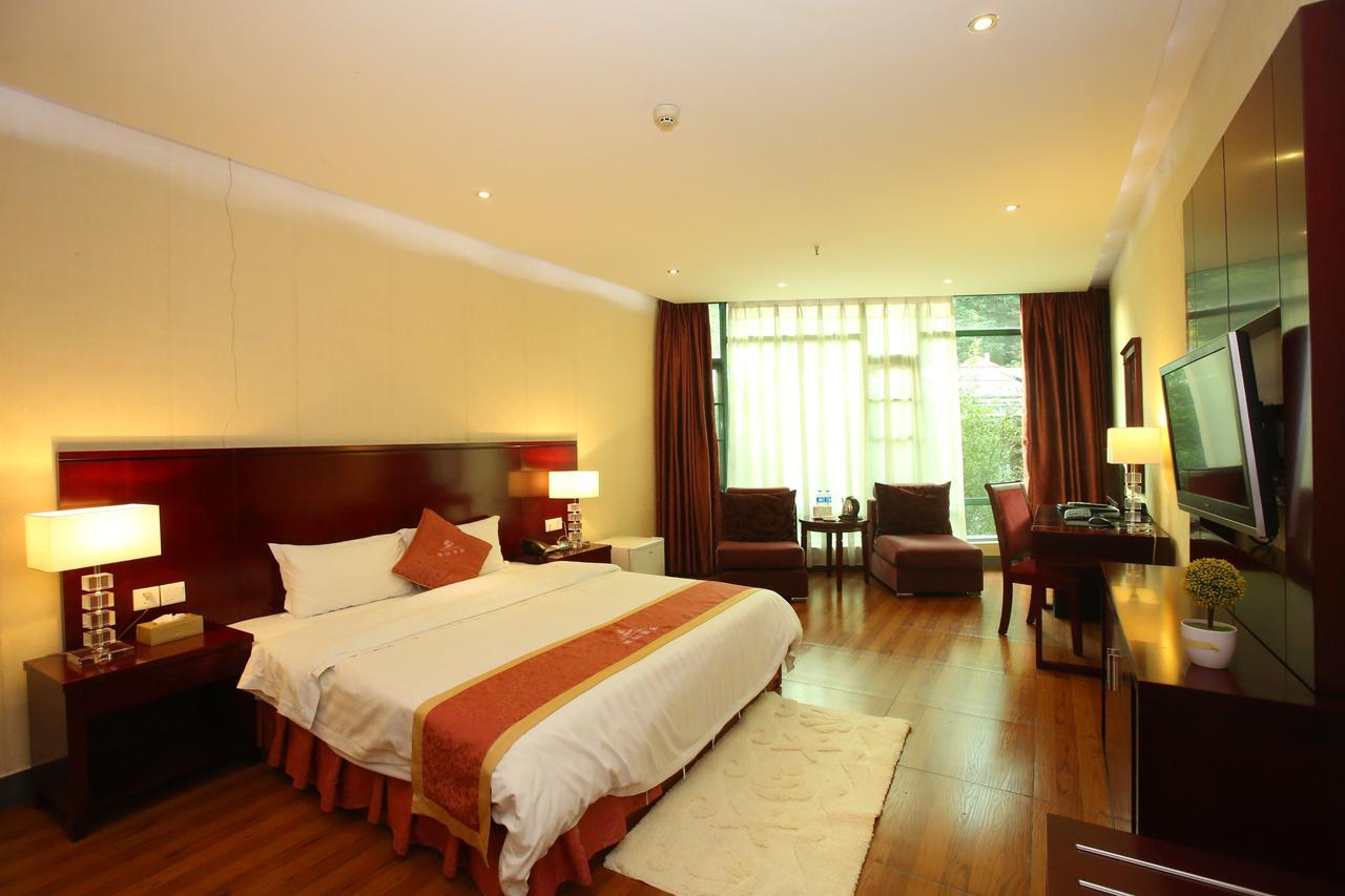 Grand Villa Hotel Гуанджоу Екстериор снимка