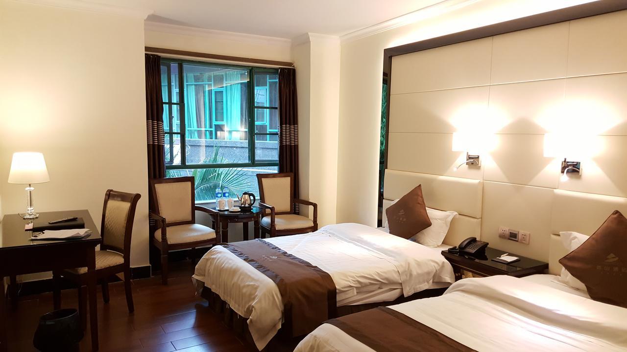 Grand Villa Hotel Гуанджоу Екстериор снимка