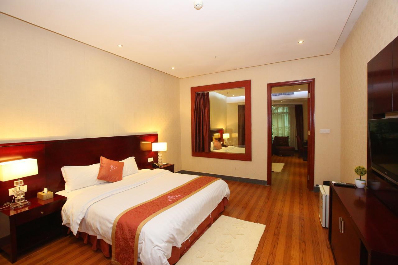 Grand Villa Hotel Гуанджоу Екстериор снимка
