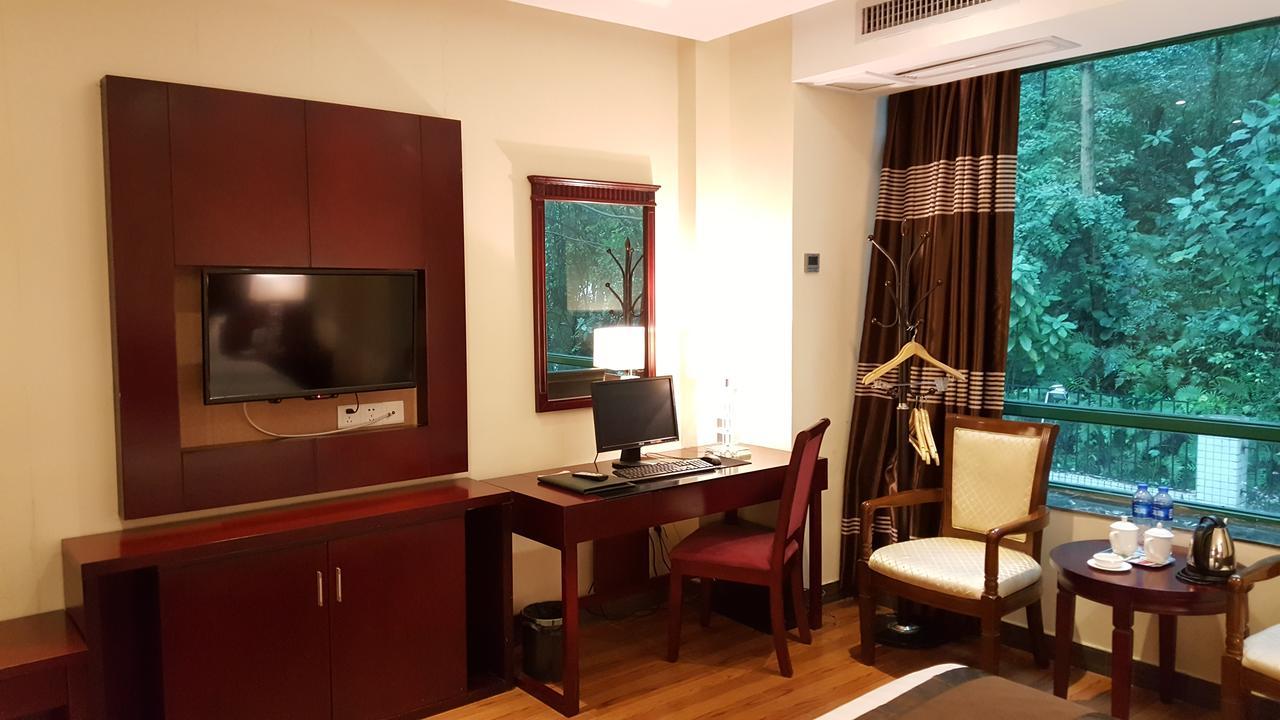 Grand Villa Hotel Гуанджоу Екстериор снимка