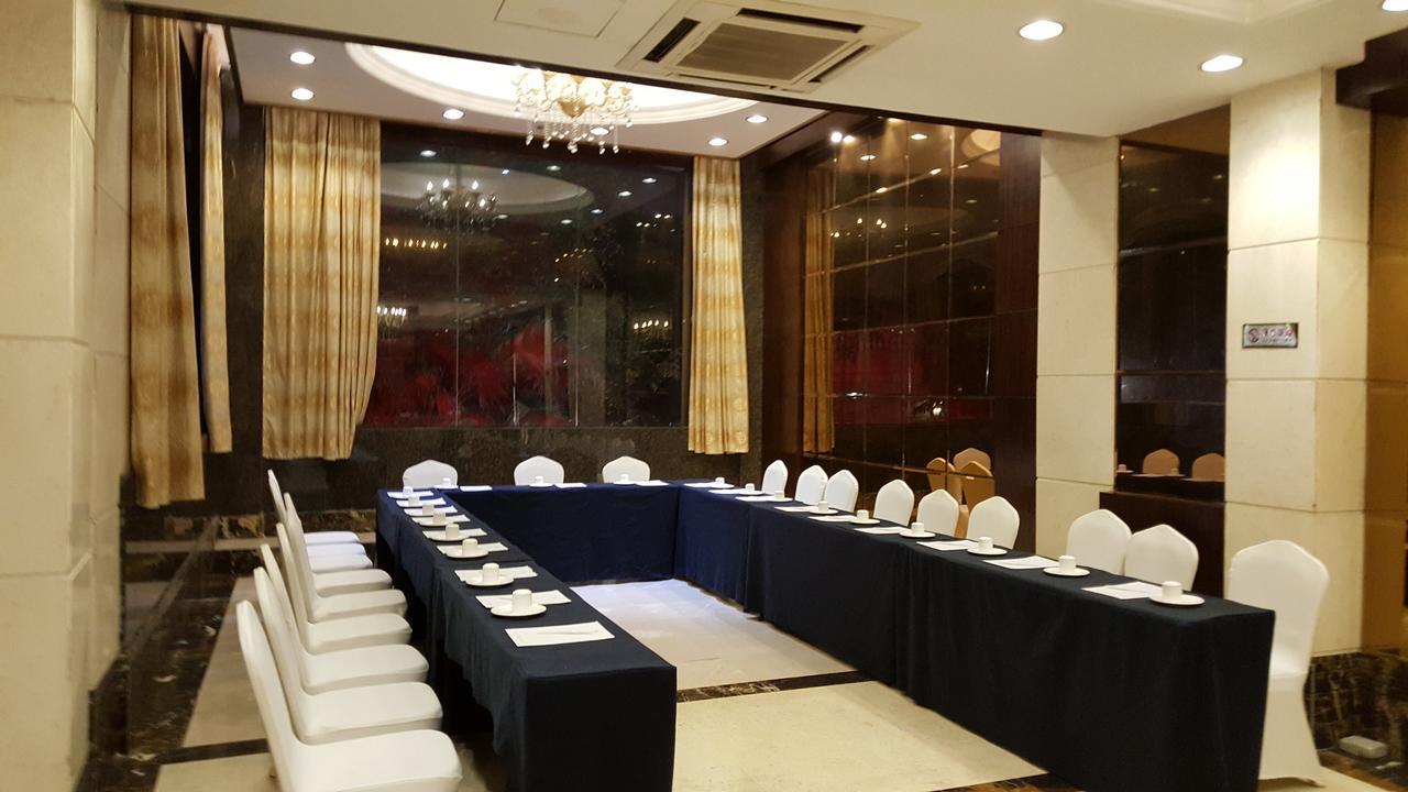 Grand Villa Hotel Гуанджоу Екстериор снимка