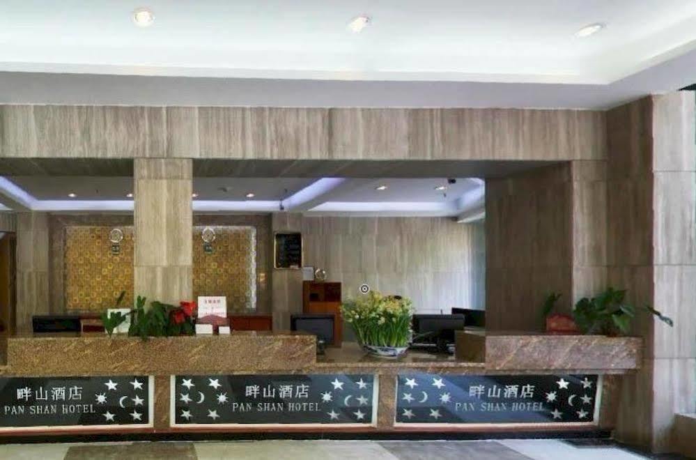 Grand Villa Hotel Гуанджоу Екстериор снимка