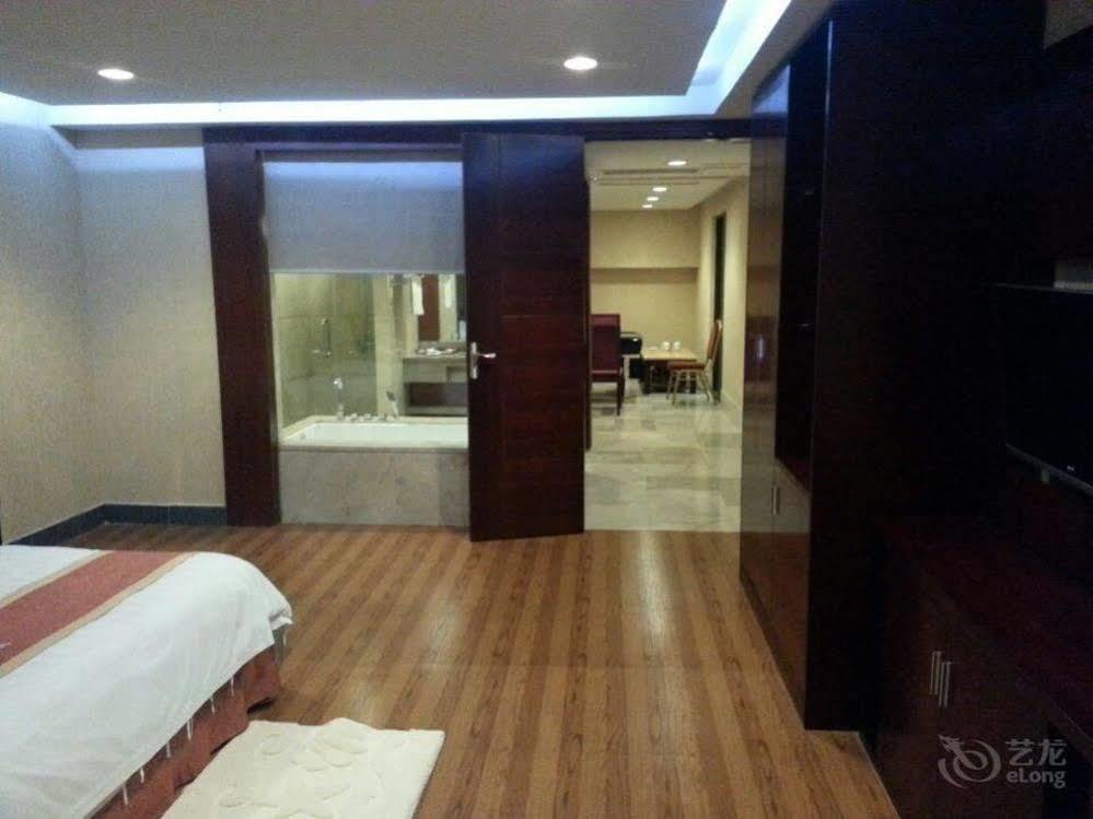 Grand Villa Hotel Гуанджоу Екстериор снимка