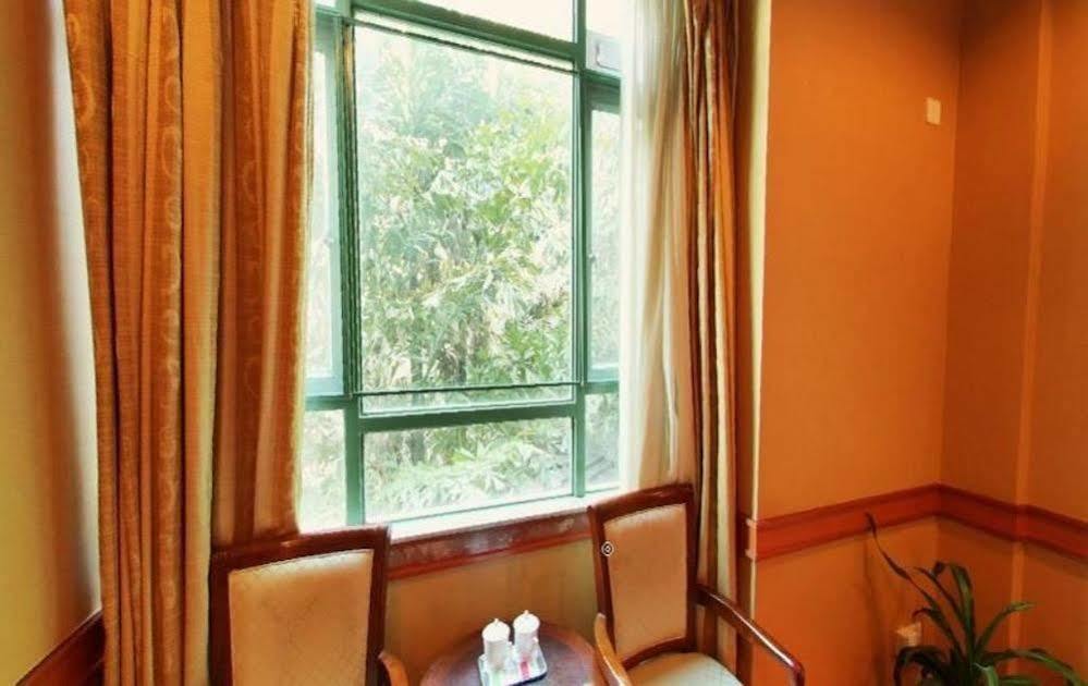 Grand Villa Hotel Гуанджоу Екстериор снимка